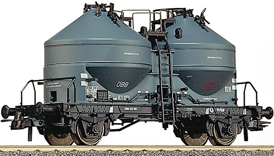 Dust silo car<br /><a href='images/pictures/Roco/46472.jpg' target='_blank'>Full size image</a>